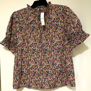 Jcrew smocked puff sleeve cotton poplin top in meadow floral. New. Size M.